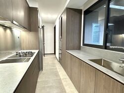 Midtown Modern (D7), Apartment #594649401